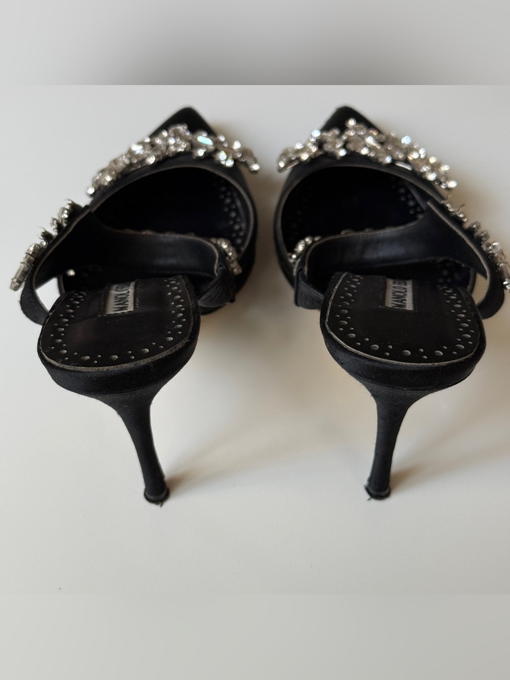Manolo Blahnik Lurum 90mm Embellished Satin Mules – Size 39 - Picture 6 of 6
